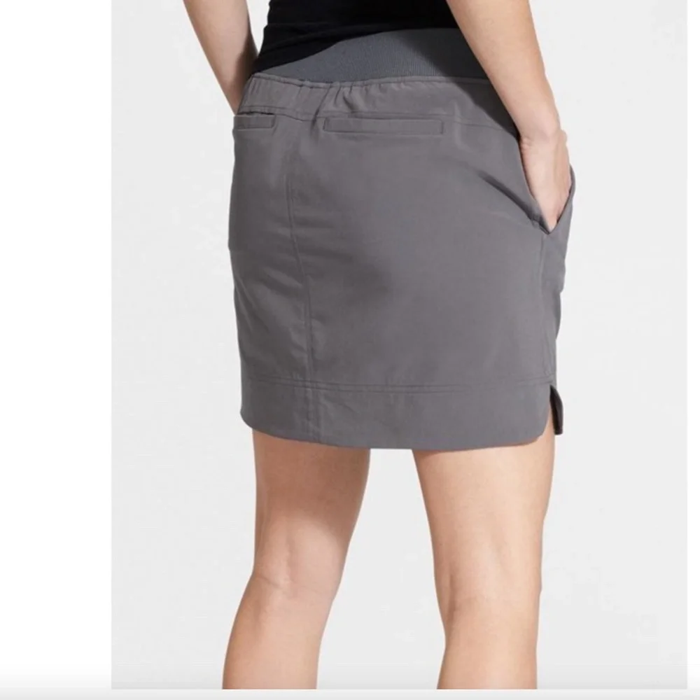 Athleta • Gray Midtown Skort • Size 2 - Picture 2 of 7
